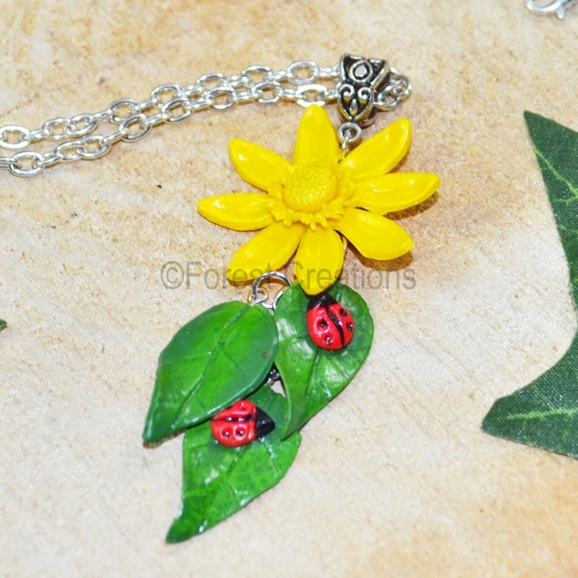 Schöllkraut und Marienkäfer Anhänger Halskette, Ostern, Muttertag Geschenk