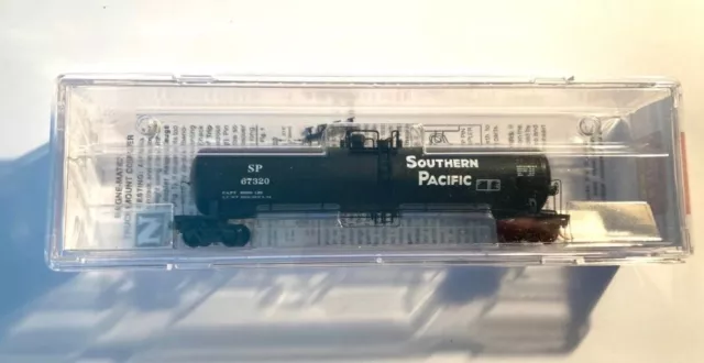 Micro-Trains N Scale Southern Pacific Railroad Tank Car
