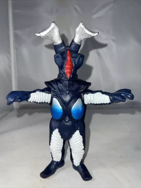 BANDAI ULTRAMAN ORB Ultra Monster DX Maga Zetton Limited PVC Figure JAPAN RARE!