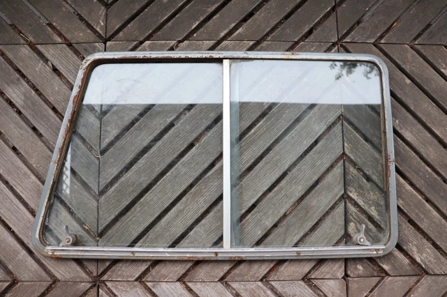 Ifa Barkas B1000 Seitenscheibe Schiebefenster Türscheibe Scheibe