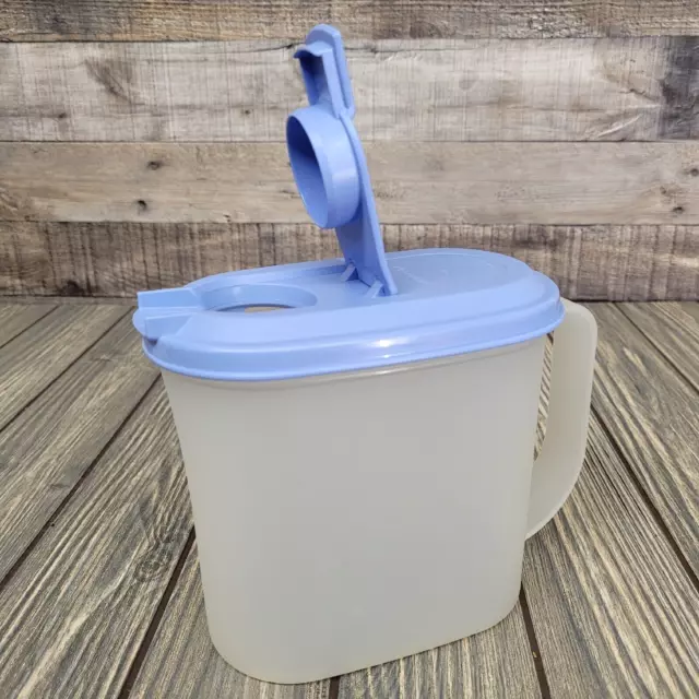 Tupperware Slimline Pitcher 1 Quart #2189 Country Blue Lid, Vintage, Excellent!