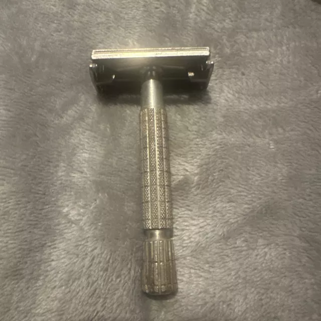 Vintage Gillette Adjustable Safety Razor