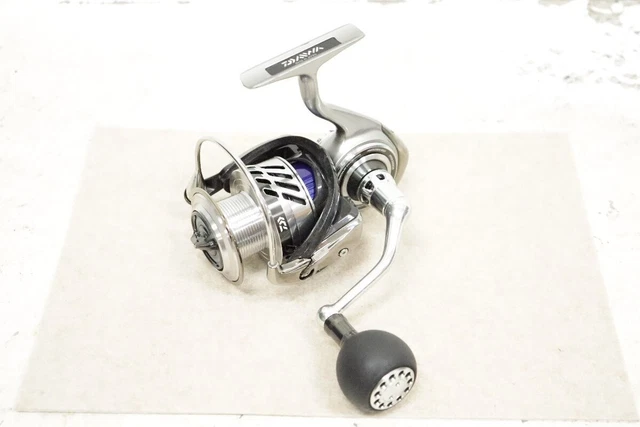 DAIWA - SALTIGA BJ３５００H DAIWA SALTIGA BJ 3500H Spinning Reel High Gear Smooth