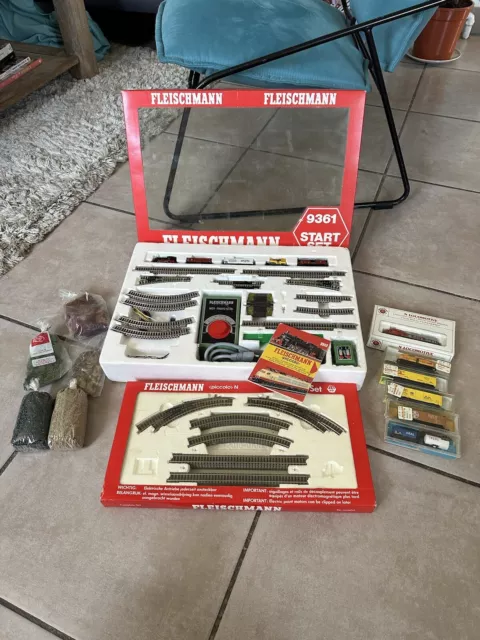 Fleischmann N 9361 + 9191 + extras