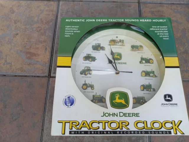 JOHN DEERE Tractor Clock With Authentic Tractor Sounds NEW In  Box Round