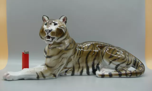 Große Rosenthal, Th. Kärner Porzellanfigur liegender Tiger, 1.  Wahl nach 1925