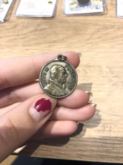 Médaille Votive Pape Pio Xi Souvenir De Roma 22 MM Environ MM