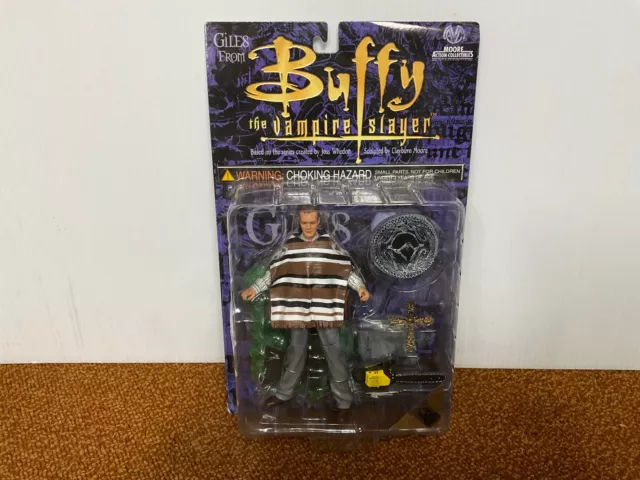Moore Collectibles Buffy the Vampire Slayer Fiesta Giles Exclusive - NEW