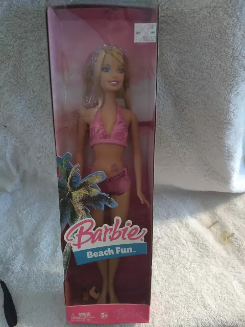 BEACH FUN BARBIE Doll 2006 New in Box J0709 sunscreen & heart