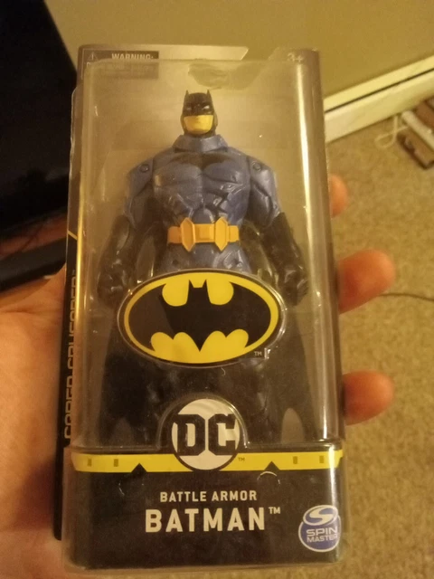 NIP DC The Caped Crusader Battle Armor Batman Size Variant 5.5" Action Figure