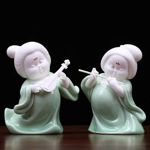 traditional Chinese painting of beautiful women handmade artware porcelain cat