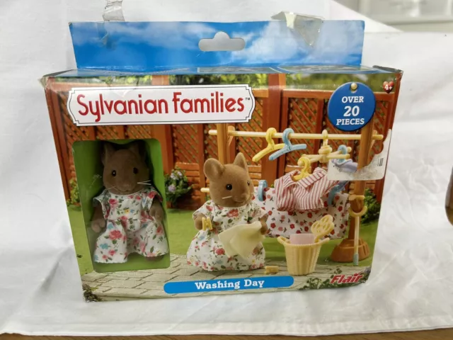 Boxed Flair Sylvanian Families #4449 Washing Day set Karen Hazelwood COMPLETE