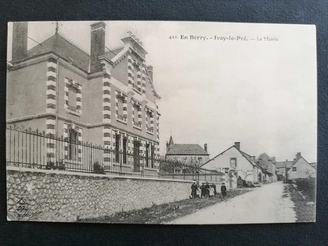 Antique Berry Postcard YVOI le PRE Dear La MAIRIE Rue de la Gare Animated