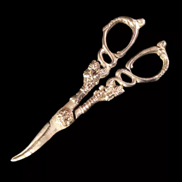 Vintage Victorian Style Scissors Shears Silver Plate Grapes Pattern 6 1/4"