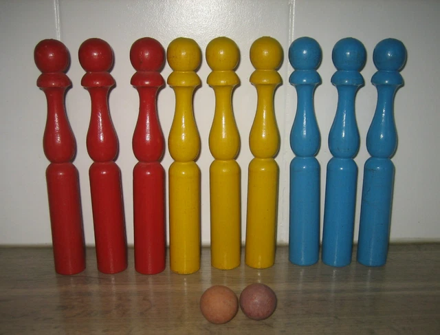 Jeu Ancien De 9 Quilles En Bois Avec Boule Et Maillet – Boîte à Coudre Incluse