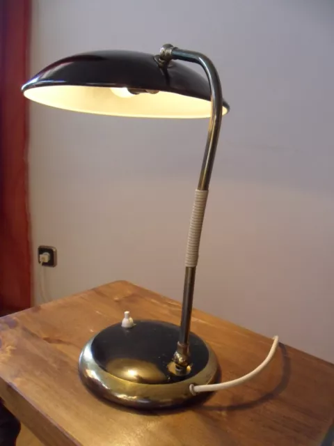 Schreibtischlampe Ära 'Helo', Bauhaus, Art Deco Lampe Stil 50er-Jahre.