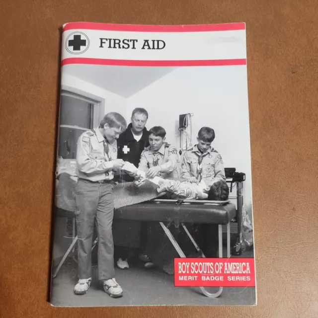 Boy Scouts of America - First Aid Merit Badge Book 1996 Printing of 1995 Edition