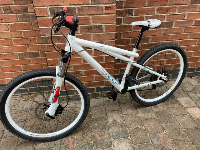 GT CHUCKER XS1 Premium Mountain Bike Perfect Christmas Gift