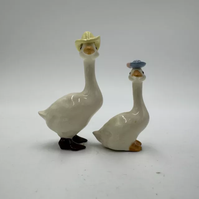 Hagen-Renaker Mom & Dad  Goose Ceramic Retired Figurine Vintage