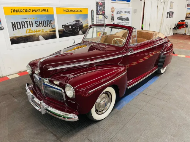 1942 Ford Deluxe - CONVERTIBLE - SUPER DELUXE -