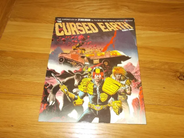2000AD Comic Graphic  Cursed Earth 1 Chronicles Of Judge Dredd