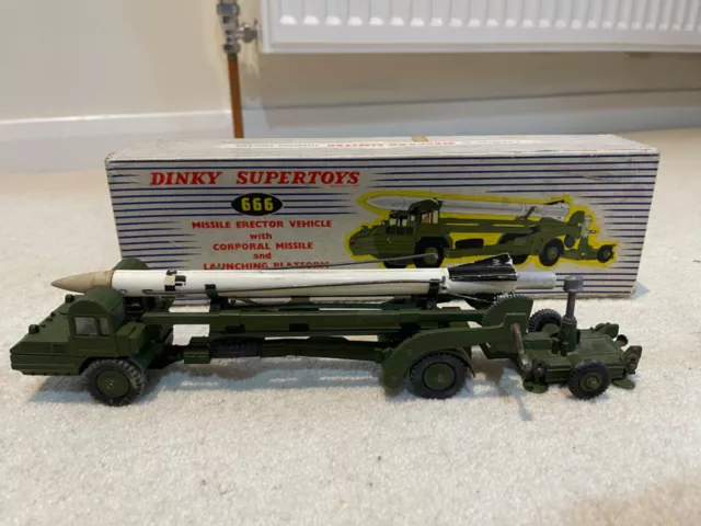 Dinky supertoys 666 missile erector vehicle with missile and launching platform