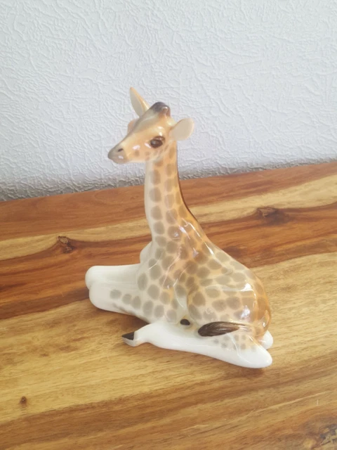 LARGE VINTAGE LOMONOSOV Ussr Giraffe Lying Down Figure In Excellent