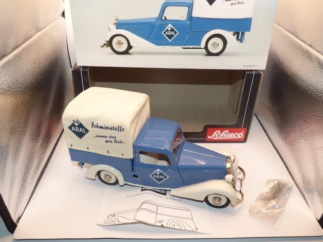 SCHUCO 02266 Mercedes-Benz 170V Truck Planenwagen Pritsche Löwenbräu 1