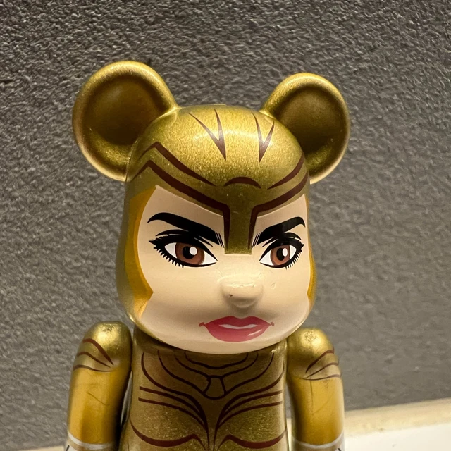 WW84 WONDER WOMAN Golden Armor Ver. 400% Bearbrick by