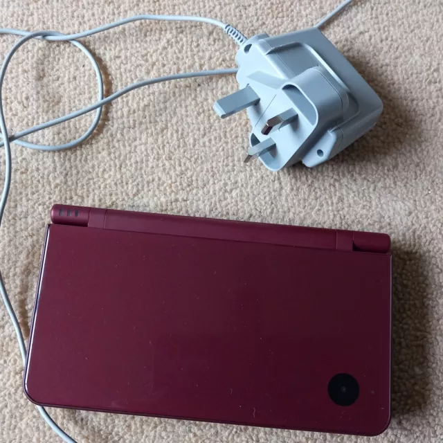 Nintendo DSi XL UTL-S-WRA Console - Burgundy