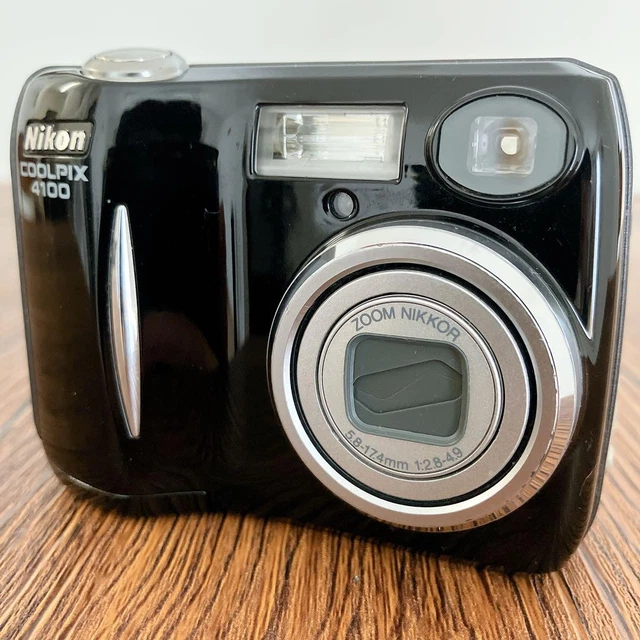 NIKON COOLPIX E4100 Digital Camera Black Used with Box