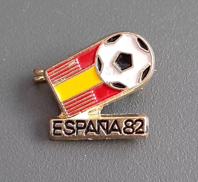 Insigne Football Mondial 82 Espagne Mundial 1982 FEF Espana ORIGINAL VINTAGE PIN