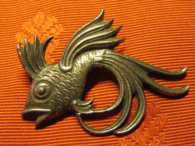 Superbe broche de créateur poisson en résine unique collector bijou