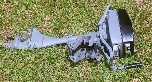 1973 Sears Ted Williams 4.5hp outboard engine with extra carb and parts