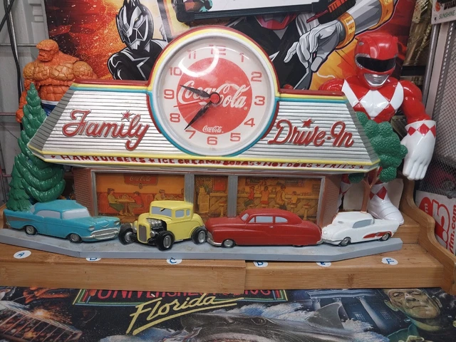 Vintage 1988 Burwood Products Coca Cola Family Diner Clock