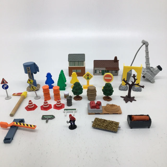 THOMAS & FRIENDS & Other Brands Railroad & Street Parts (30)Trees