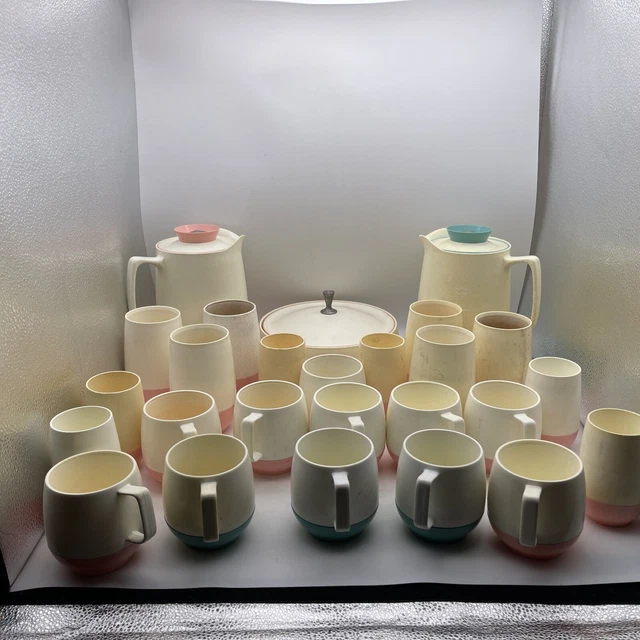29pcs Vintage Dinex Insulated Bopp Decker Camping Cups Plastic Mugs Pitchers 29pcs Vintage Dinex Insulated Bopp Decker Camping Cups Plastic Mugs Pitchers