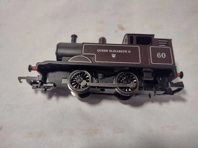 Hornby 00  0-4-0  Tank Loco Queen Elizabeth , No 60  -  Tested Working
