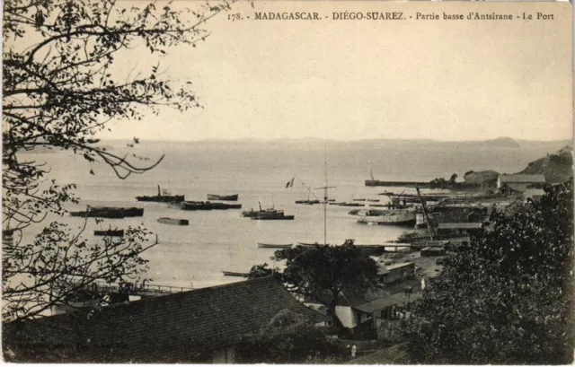 CPA AK Diego Suarez- Partie basse d'Antsirane,Le port MADAGASCAR (1044870)