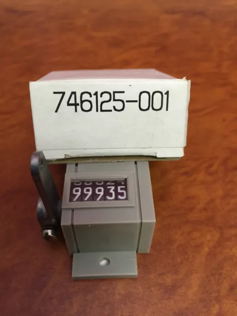 746125-001 Veeder-Root Counter, 5 digit, Mechanical, Ratchet Style, No Reset
