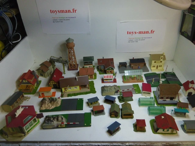 Lot De 11 Maquettes De Décors Train Électrique HO - Jouef - Gare, Maison, Église