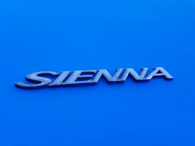 98 99 00 01 02 03 04 05 Toyota Sienna Rear Gate Lid Emblem Logo Badge Oem A17