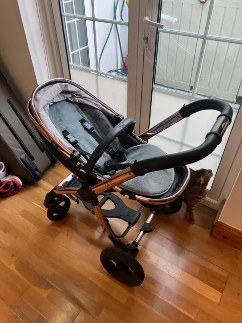 EGG Pram Stroller Pushchair - Limited Edition Black Rose Gold - with accessories