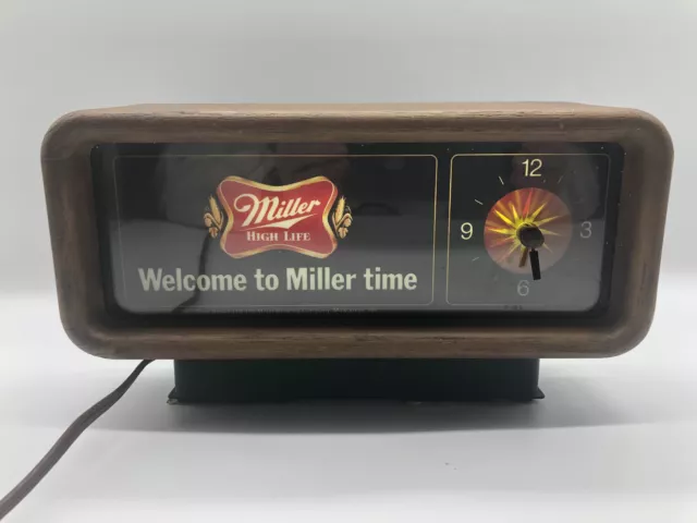 Vintage Miller Brewing Company Starburst Clock March 1984 #01-13399