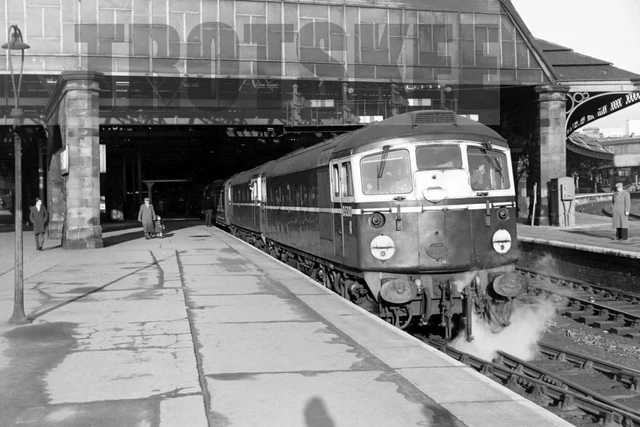 35MM NEGATIVE BR British Railways Diesel Loco Class 26 D5300 Perth 1962