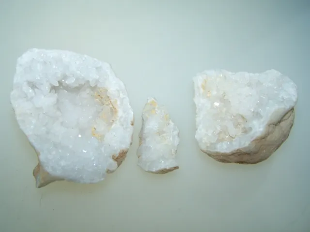 Quarzdruse Quarzgeode 6-10 cm Schneequarz Bergkristalldruse geöffnet 2 Hälften 3