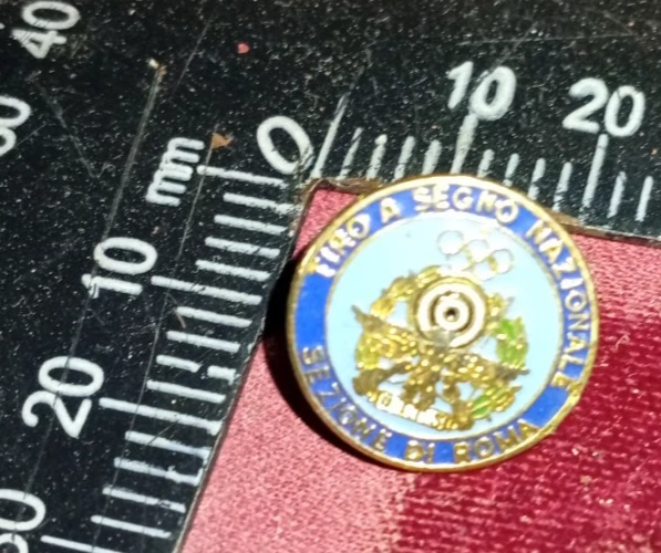 Pin's Tiro A Segno Nazionale Milan - Insigne Sport émaillé (occasion)