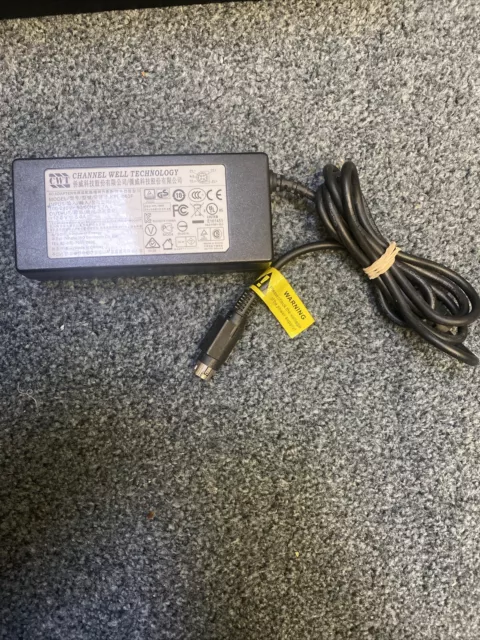 Genuine Cwt Channel Well Technology Ac Adapter Kpl-060F-Vi 12V 5A