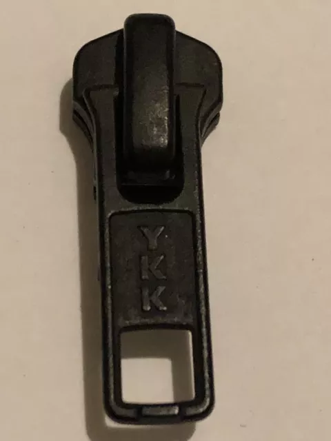 Ykk,No-5,Oxidized Black,Auto Lock, Zip Slider/Runner/Puller For Metal Zip.