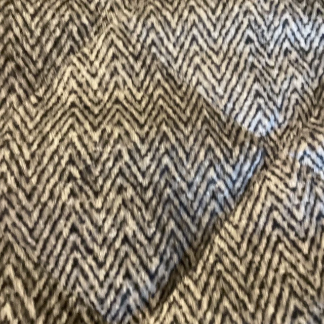 New ORVIS Dog Bed bolster Cover ONLY Small Chevron 2